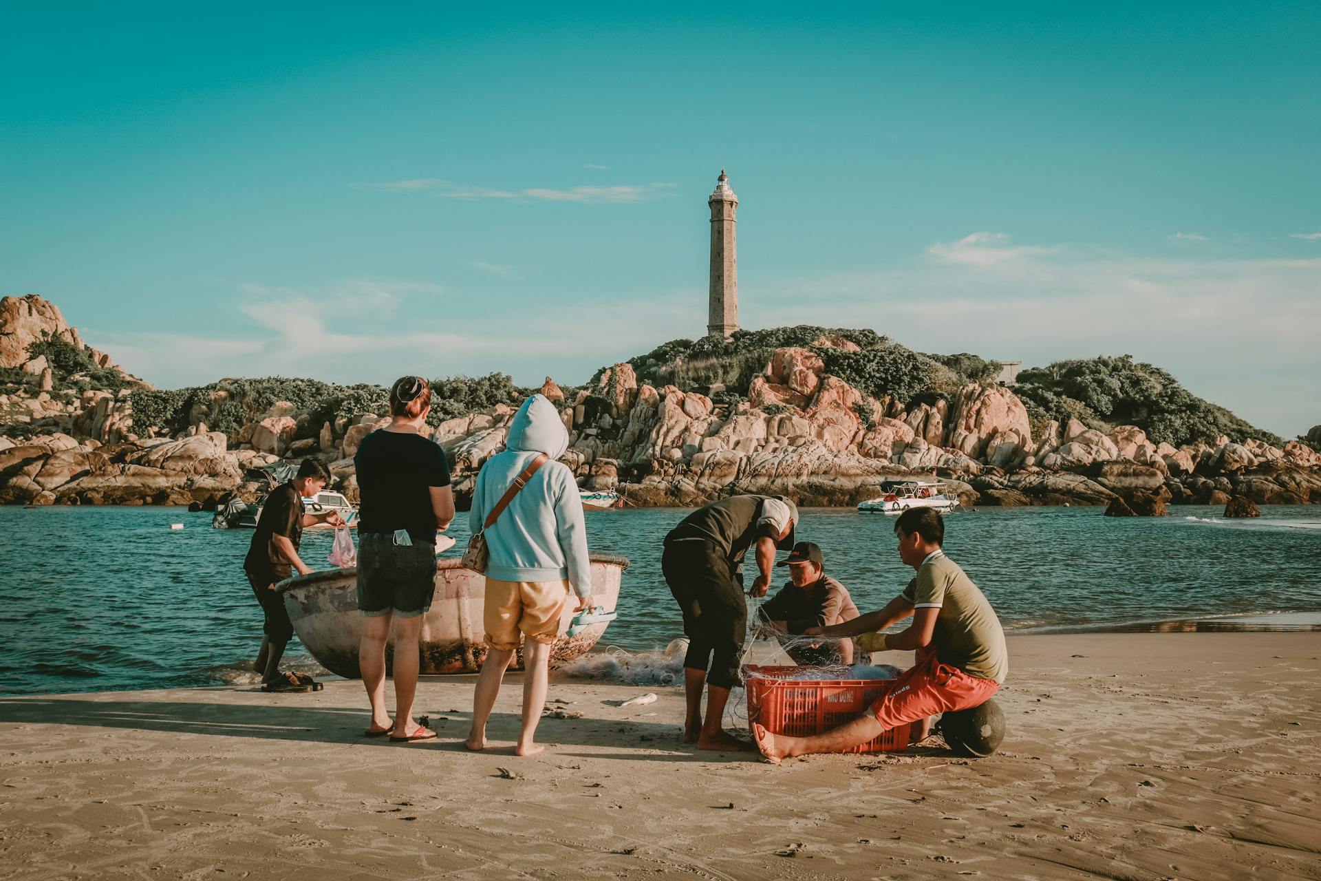 Capture the vibrant beauty of Vietnam’s coastal heritage post-visa